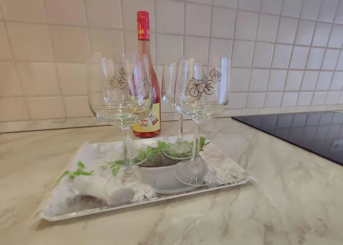 In - Balaton 45328 *