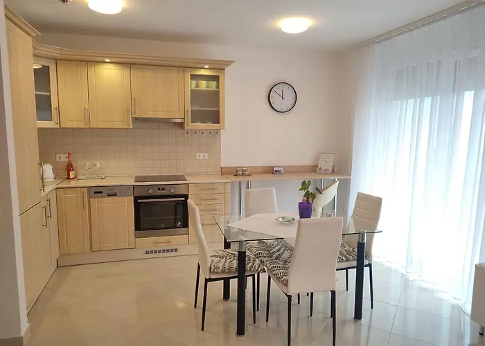 Apartment In - Balaton 45328 Siofok